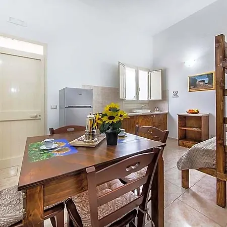 Aparthotel Silvia Luxury Alliste